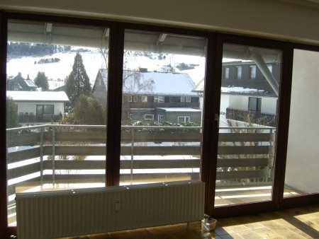 6 Lichte woonkamer plus balkon